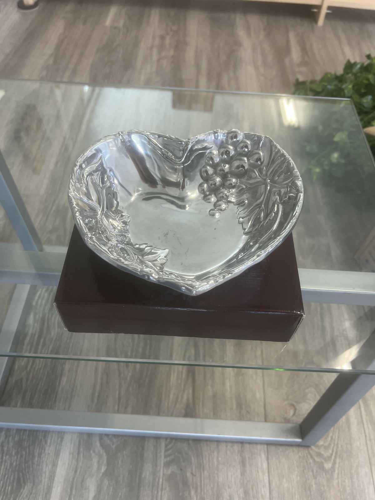 Arthur Court Grape Heart Coupe Tray