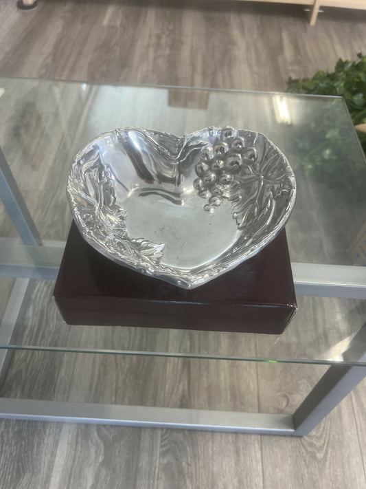 Arthur Court Grape Heart Coupe Tray
