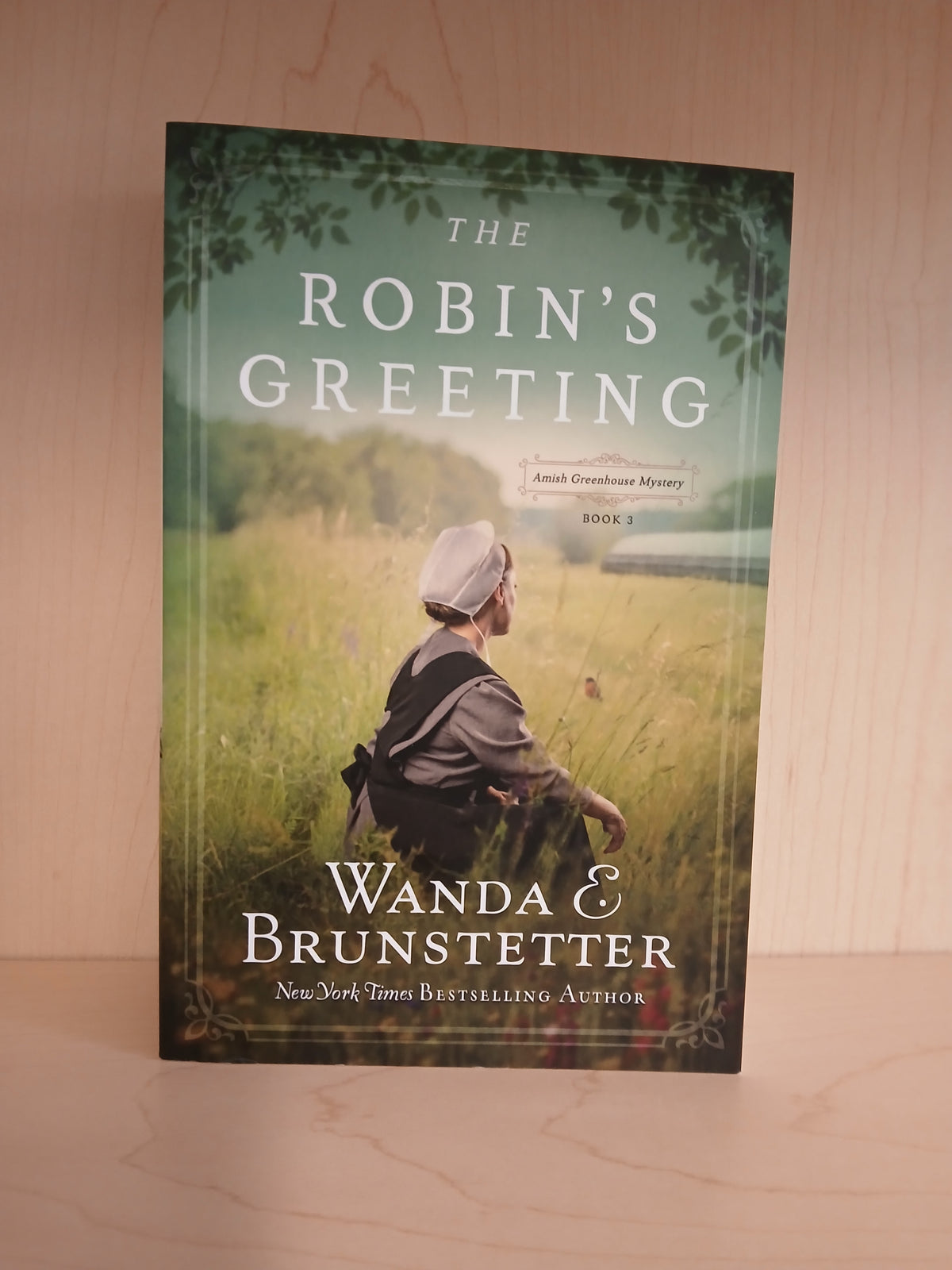 The Robin's Greeting (Amish Greenhouse Mystery series 3)