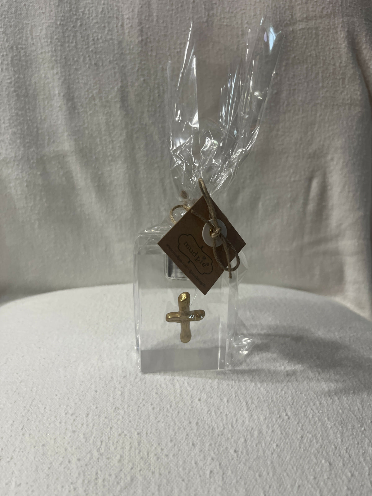 Acrylic cross candle holder