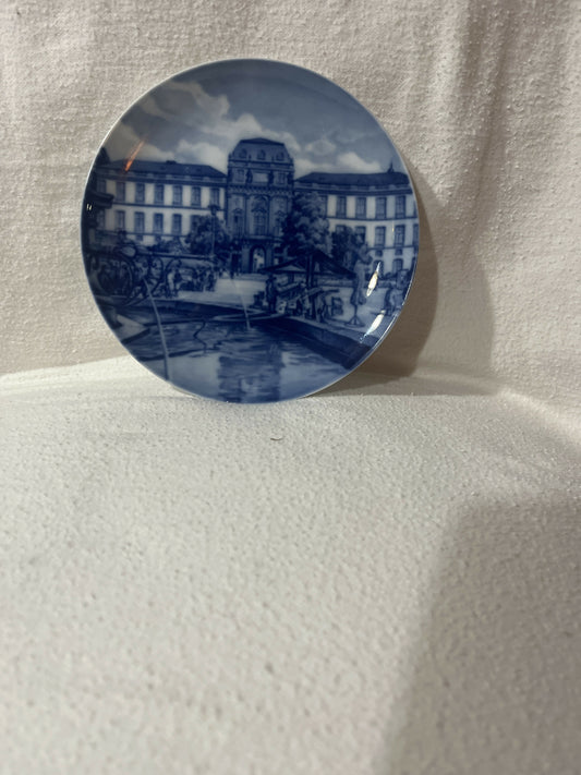 Blue and white porcelain plate