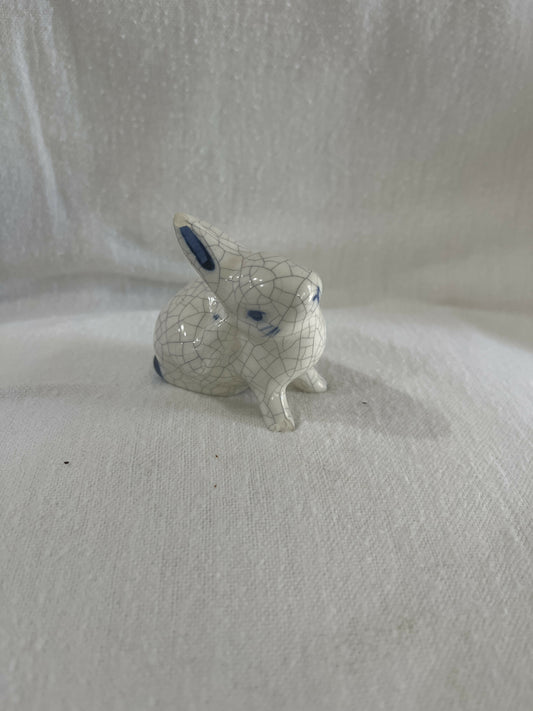 Pottery shed medium bunny
