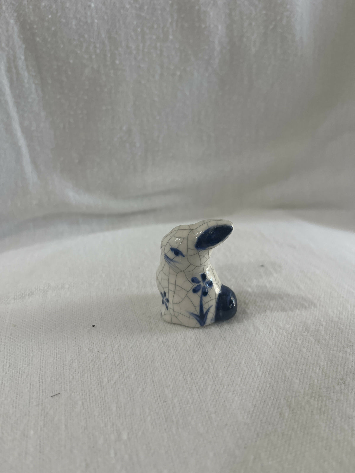 Pottery shed small bunny