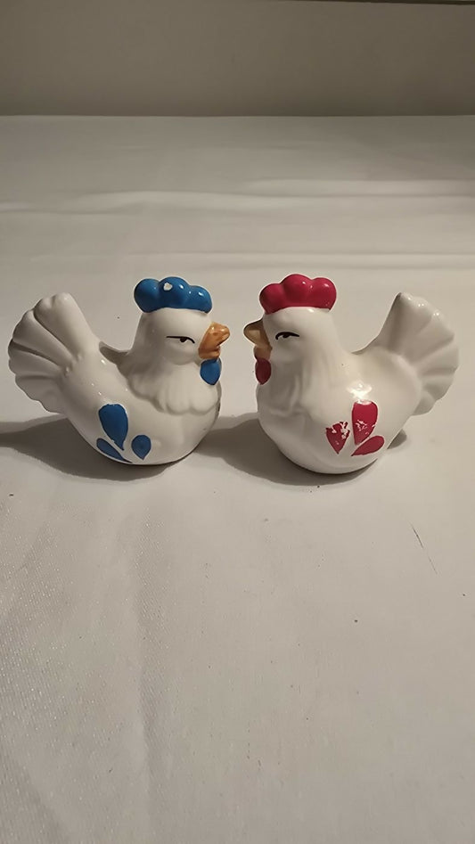 Vintage Ceramic Hen and Rooster S&P Shakers